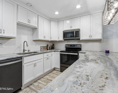 514 S 4th Street - Photo Thumbnail 9