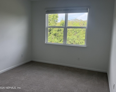 594 Cherry Elm Drive - Photo Thumbnail 16
