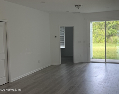 594 Cherry Elm Drive - Photo Thumbnail 17