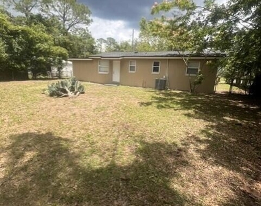 9206 Greenleaf Road - Photo Thumbnail 18