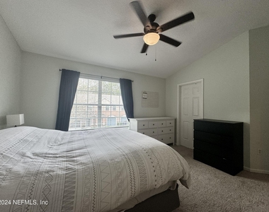 13497 Sunstone Street - Photo Thumbnail 12