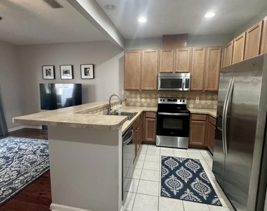 13497 Sunstone Street - Photo Thumbnail 2