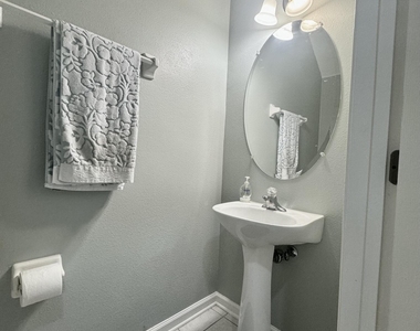 13497 Sunstone Street - Photo Thumbnail 7