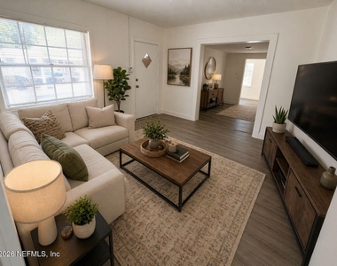 822 E 60th Street - Photo Thumbnail 10