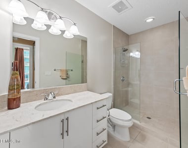 1431 Riverplace Boulevard - Photo Thumbnail 17