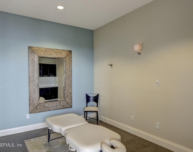 1431 Riverplace Boulevard - Photo Thumbnail 41