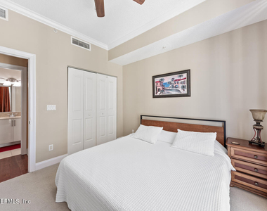 1431 Riverplace Boulevard - Photo Thumbnail 16