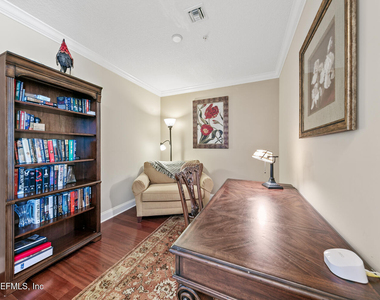 1431 Riverplace Boulevard - Photo Thumbnail 4