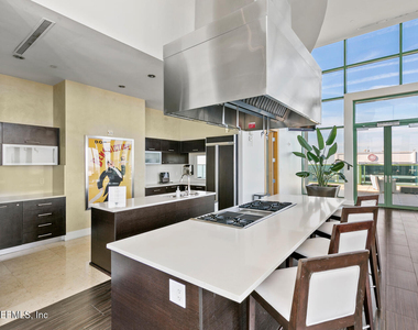 1431 Riverplace Boulevard - Photo Thumbnail 50