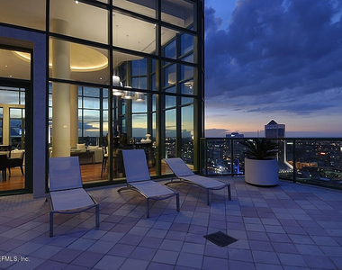 1431 Riverplace Boulevard - Photo Thumbnail 53