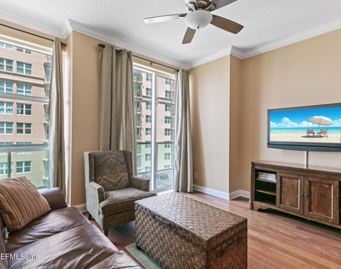 1431 Riverplace Boulevard - Photo Thumbnail 9
