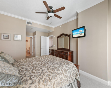 1431 Riverplace Boulevard - Photo Thumbnail 11