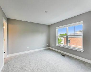 20 Webster Avenue - Photo Thumbnail 18