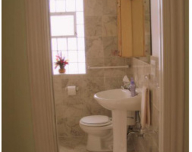 2441 N Kildare Avenue - Photo Thumbnail 6