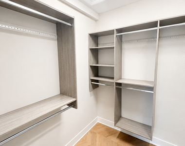 1211 N Lasalle Street - Photo Thumbnail 6