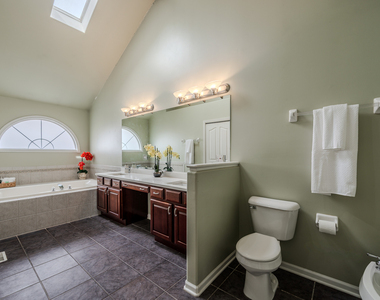 2805 Clara Avenue - Photo Thumbnail 21