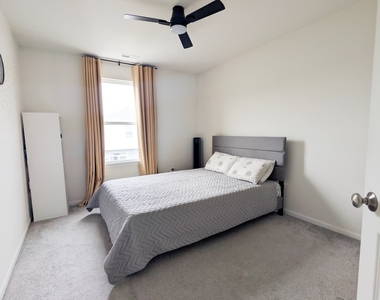 29w734 Cambridge Lot #11.01 Drive - Photo Thumbnail 10