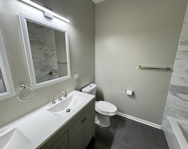 6332 S Ingleside Avenue - Photo Thumbnail 17