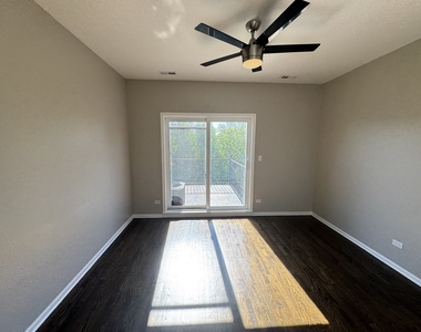 6332 S Ingleside Avenue - Photo Thumbnail 16