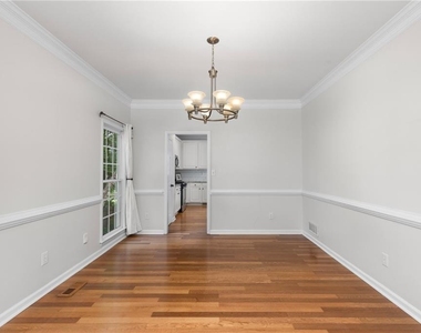 1858 Fox Chapel Drive Se - Photo Thumbnail 4
