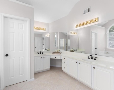 1858 Fox Chapel Drive Se - Photo Thumbnail 26