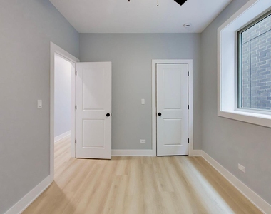 6548 S Maryland Avenue - Photo Thumbnail 10