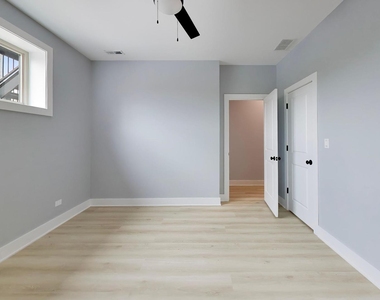 6548 S Maryland Avenue - Photo Thumbnail 17