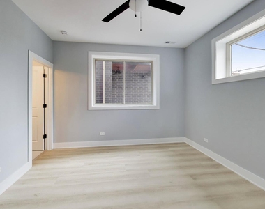6548 S Maryland Avenue - Photo Thumbnail 11
