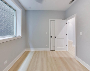 6548 S Maryland Avenue - Photo Thumbnail 16