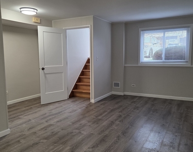 553 W Park Avenue - Photo Thumbnail 14