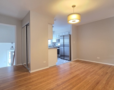 553 W Park Avenue - Photo Thumbnail 7