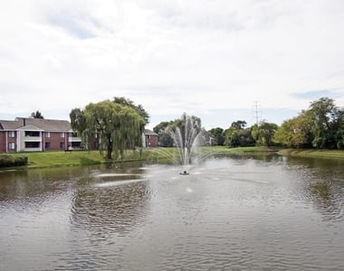 1601 Westminster Drive - Photo Thumbnail 7