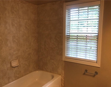 10240 Billings Pointe - Photo Thumbnail 26