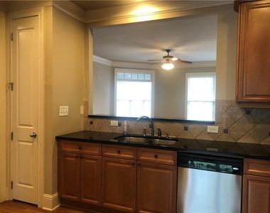 10240 Billings Pointe - Photo Thumbnail 9