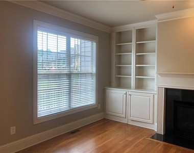 10240 Billings Pointe - Photo Thumbnail 4