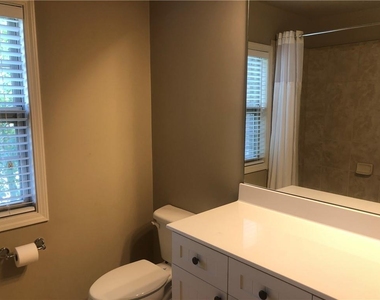 10240 Billings Pointe - Photo Thumbnail 54