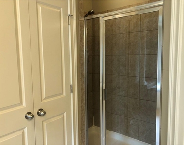10240 Billings Pointe - Photo Thumbnail 21