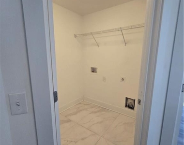 1404 Slate Bend Drive - Photo Thumbnail 19