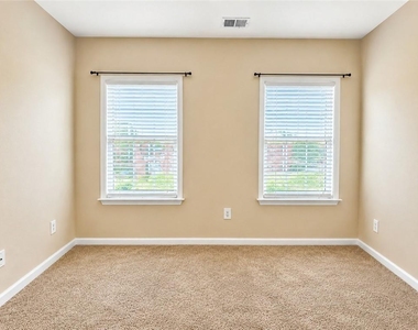 6065 Cameron Pointe - Photo Thumbnail 9