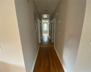 528 Rankin Street Ne - Photo Thumbnail 4