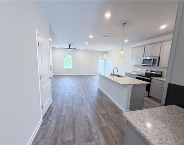 5296 Magnolia Grove Way - Photo Thumbnail 4