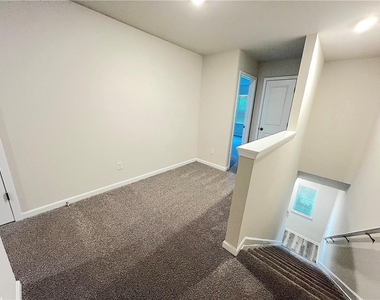 4141 Oakwood Ter Court - Photo Thumbnail 15