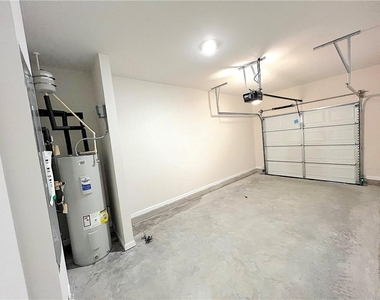 4141 Oakwood Ter Court - Photo Thumbnail 3