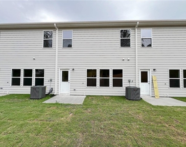 4141 Oakwood Ter Court - Photo Thumbnail 13