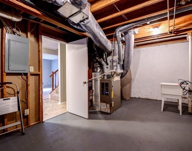 2887 Royal Path Court - Photo Thumbnail 24
