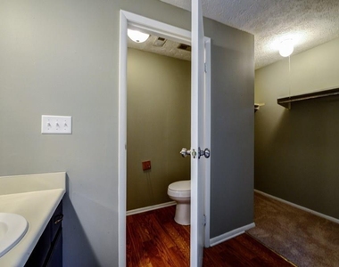 2887 Royal Path Court - Photo Thumbnail 19