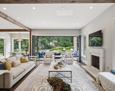 5965 Riverside Drive - Photo Thumbnail 2