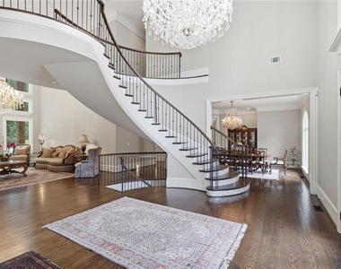 5965 Riverside Drive - Photo Thumbnail 11