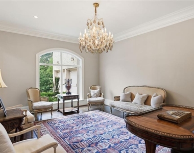 5965 Riverside Drive - Photo Thumbnail 13