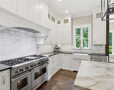 5965 Riverside Drive - Photo Thumbnail 19